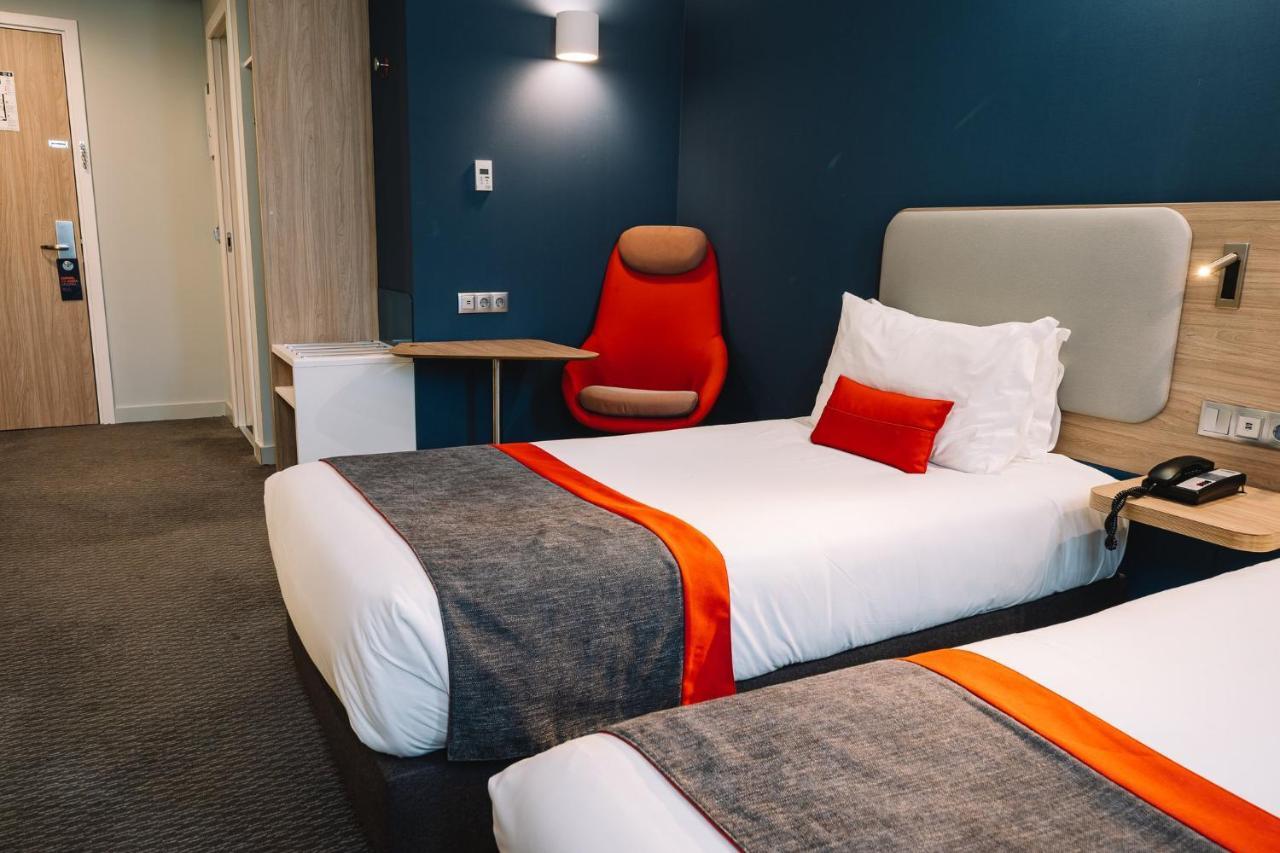 Holiday Inn Express Porto City Centre, An Ihg Hotel Екстер'єр фото